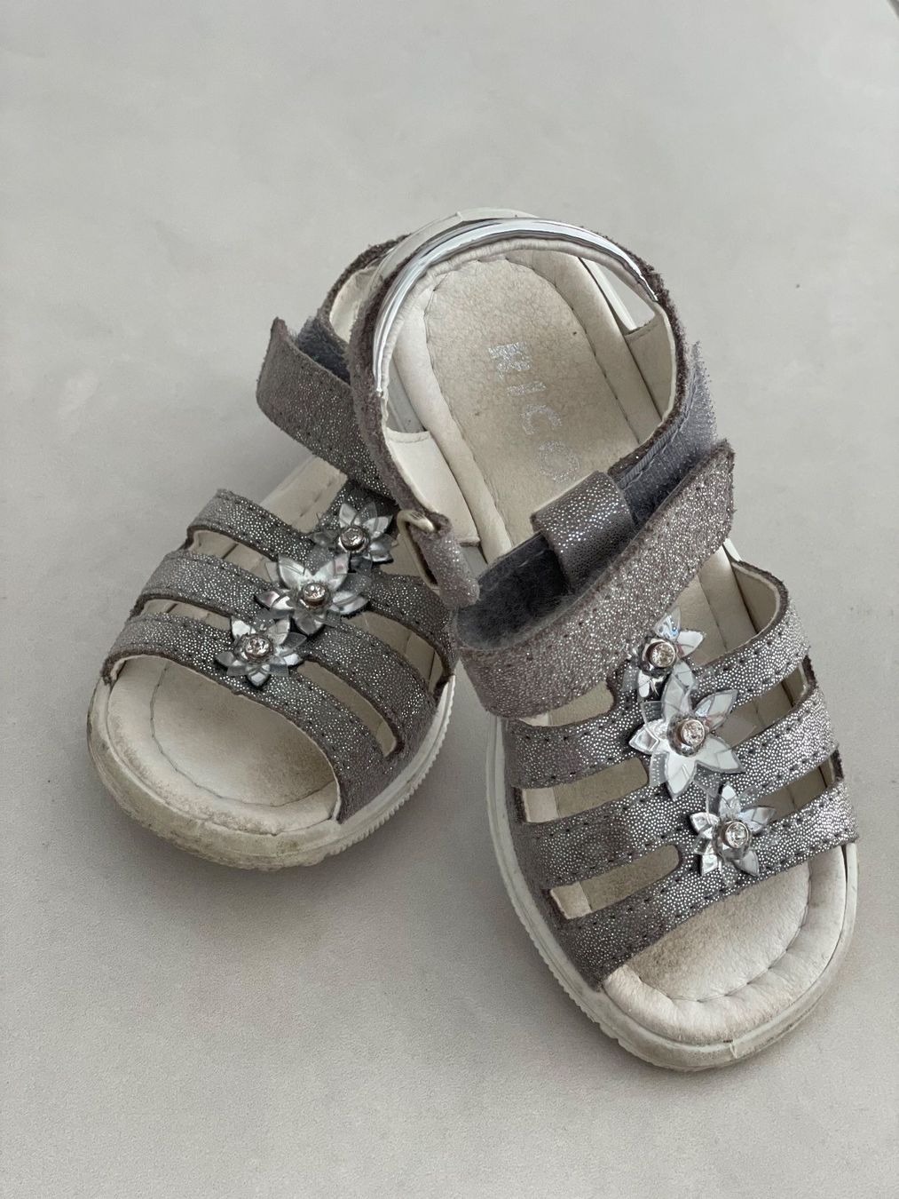 Ricosta Schuhe für Mädchen: Sandalen von Ricosta – Gebraucht aus Buch am Irchel von pas_ddk2