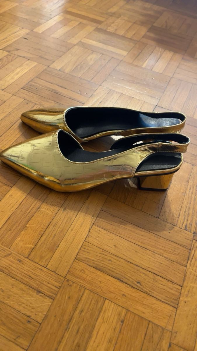 Chaussures femmes: Goldene Schuhe – Neuf (Voir description) à Zürich par sha_207 1