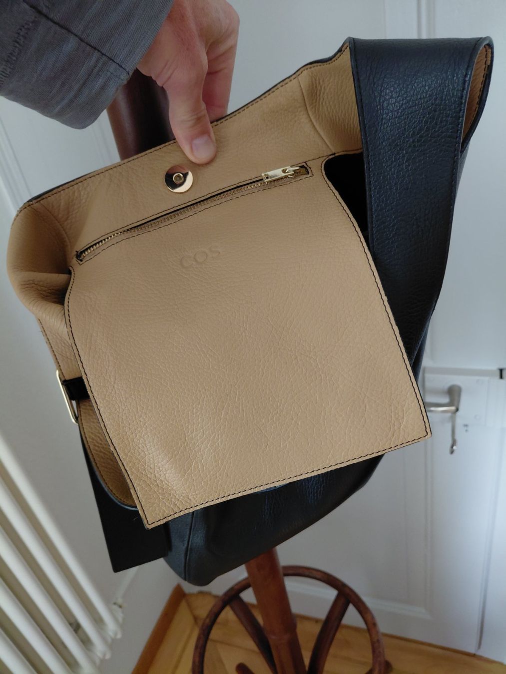 Cos Taschen für Damen: Ledertasche COS – Gebraucht aus Zürich von benski34 5