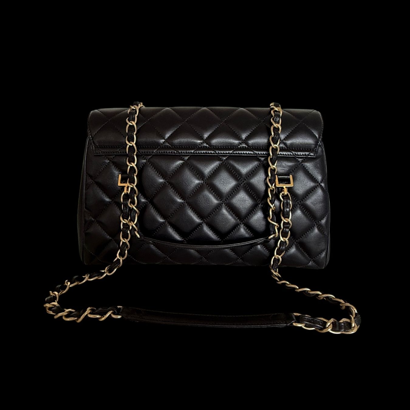 Chanel Borse da donna: Chanel - Elegante Tasche aus schwarzem, gestepptem Lammleder – Usato da Zug venduto da MyraTho 2