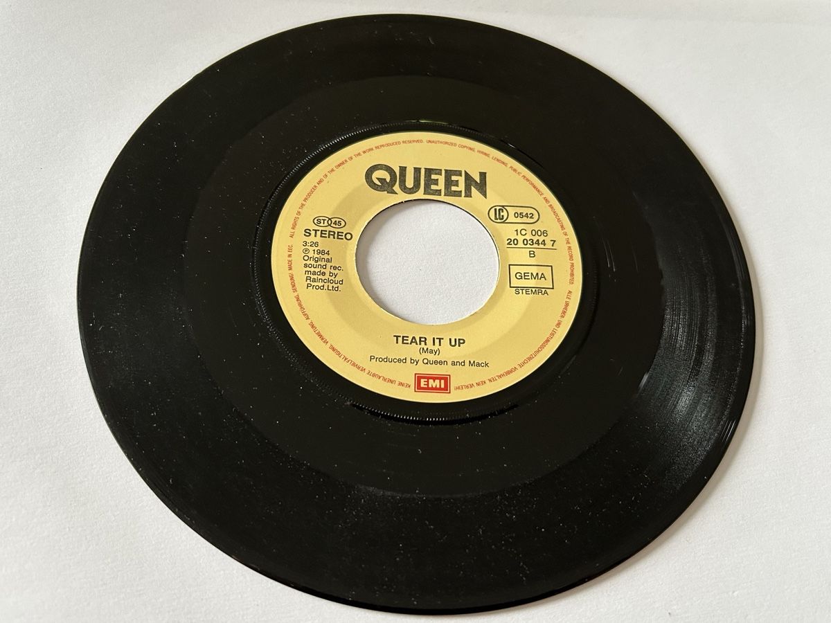 Dischi in vinile: Queen. 1984. Hammer To Fall – Usato da Faulensee venduto da Mizuno06 3