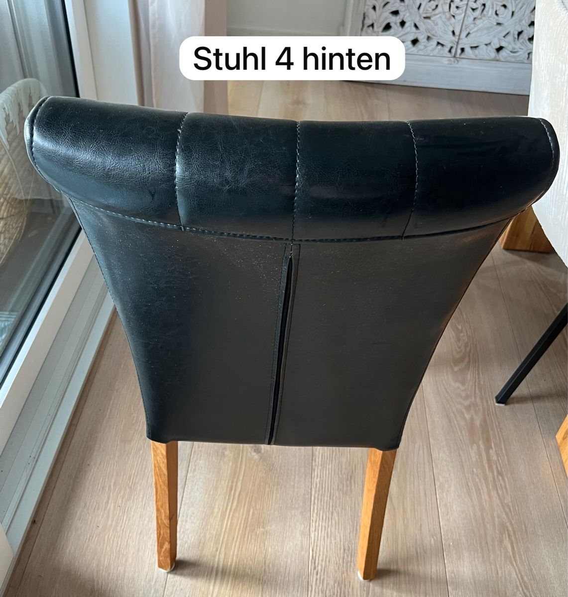 Sedie: 4 schwarze Stühle aus Kunstleder und sehr gutem Zustand – Usato da Ennetbürgen venduto da nat_8vld 7