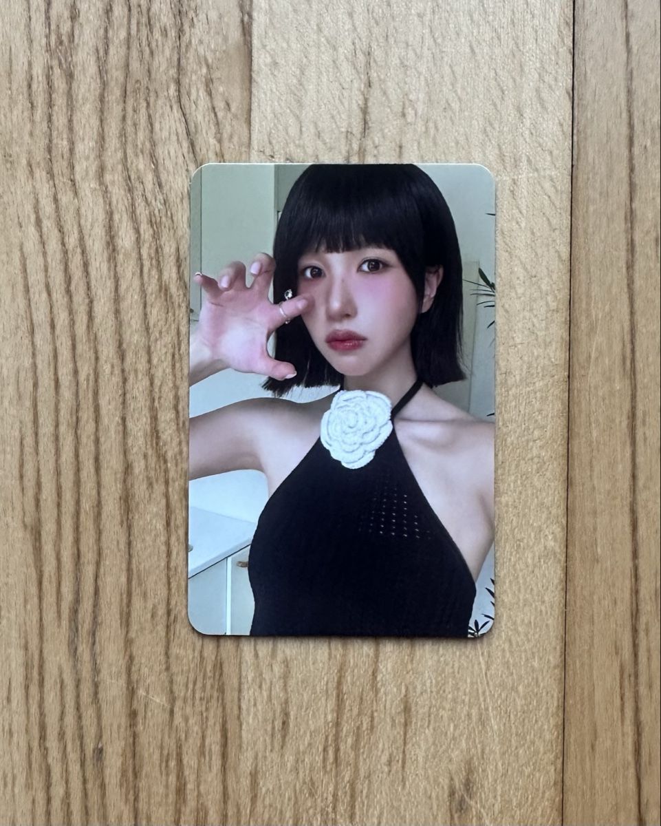 Carte collezionabili: TWICE Mina - Strategy Photocard – Nuovo (secondo la descrizione) da Goldswil venduto da fewell