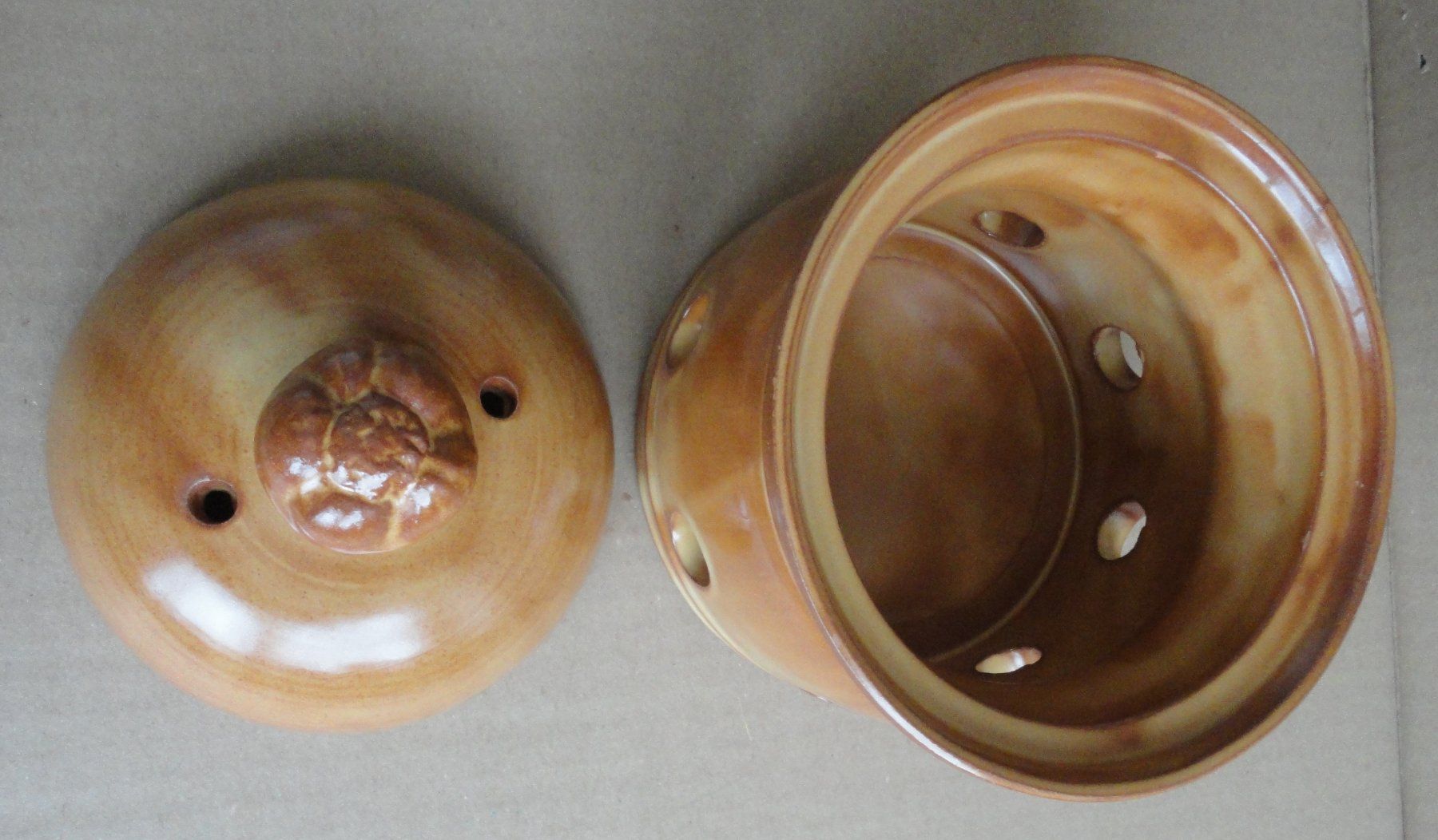 Contenitori & Simili: Knoblauch-Topf mit Deckel aus Keramik – Usato da zürich venduto da parts5060 2