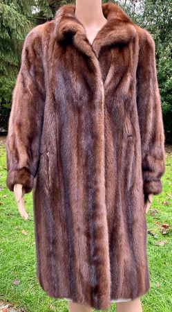 Manteau de fourrure de vison, vintage, chaud. Noël Fourrures
