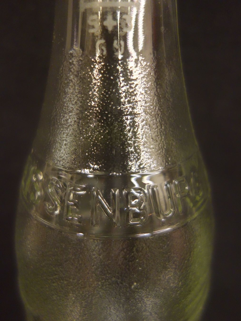 Bicchieri, Caraffe & Bottiglie: Flasche MINERALQUELLE WEISSENBURG 1969 – Usato da Kerzers venduto da Flaschenposten 5