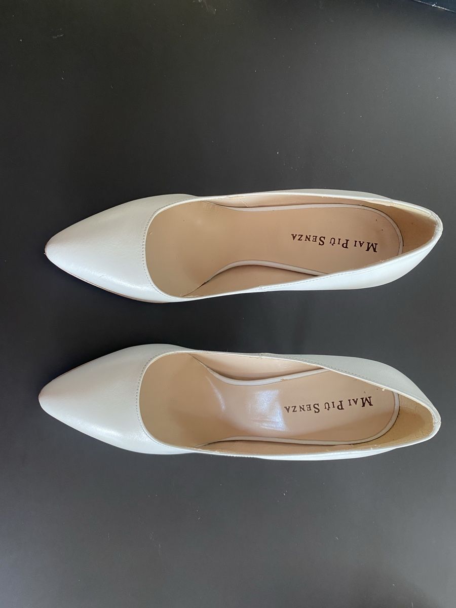 Scarpe da donna: Escarpin – Nuovo (secondo la descrizione) da Chézard-St-Martin venduto da monster2525