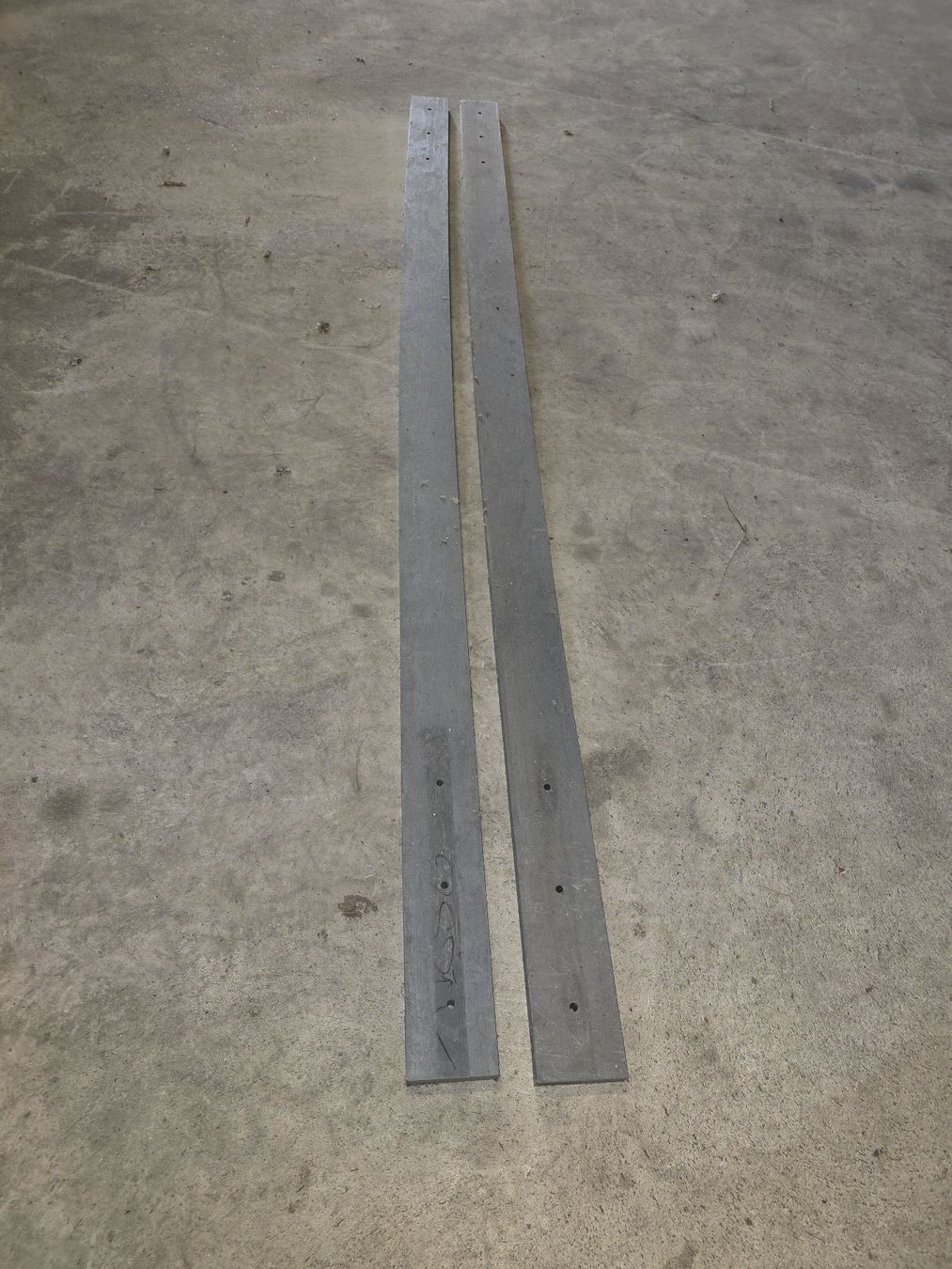 Articoli in legno: Planches en plastique - imputrescible, solide et flexible – Usato da Savièse venduto da Laguinee 1