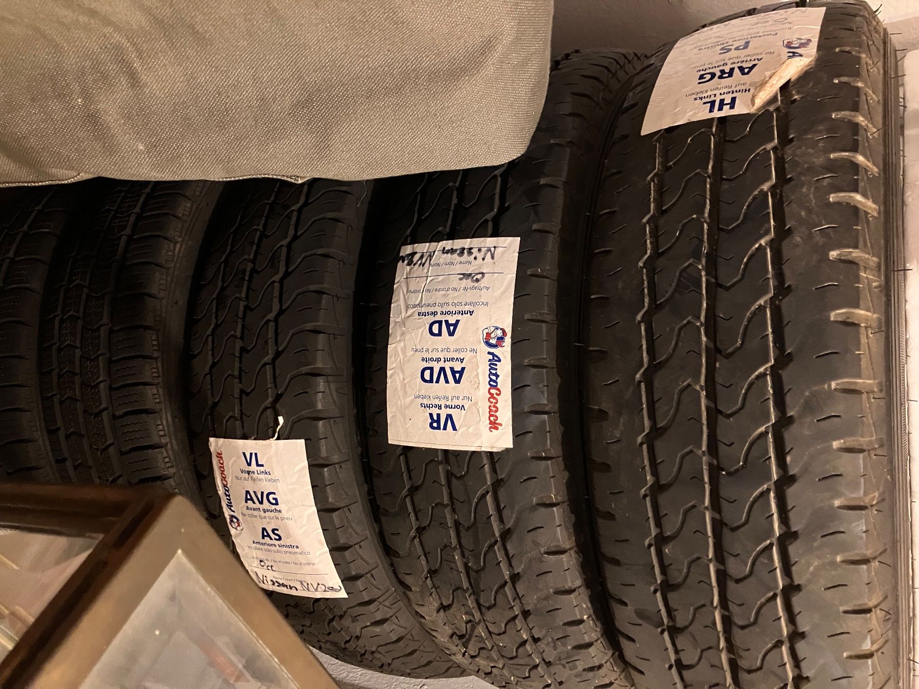 Sonstiges Schreiben & Zeichnen: Pneu été Dunlop Econodrive – Gebraucht aus Pully von yan_w5mm