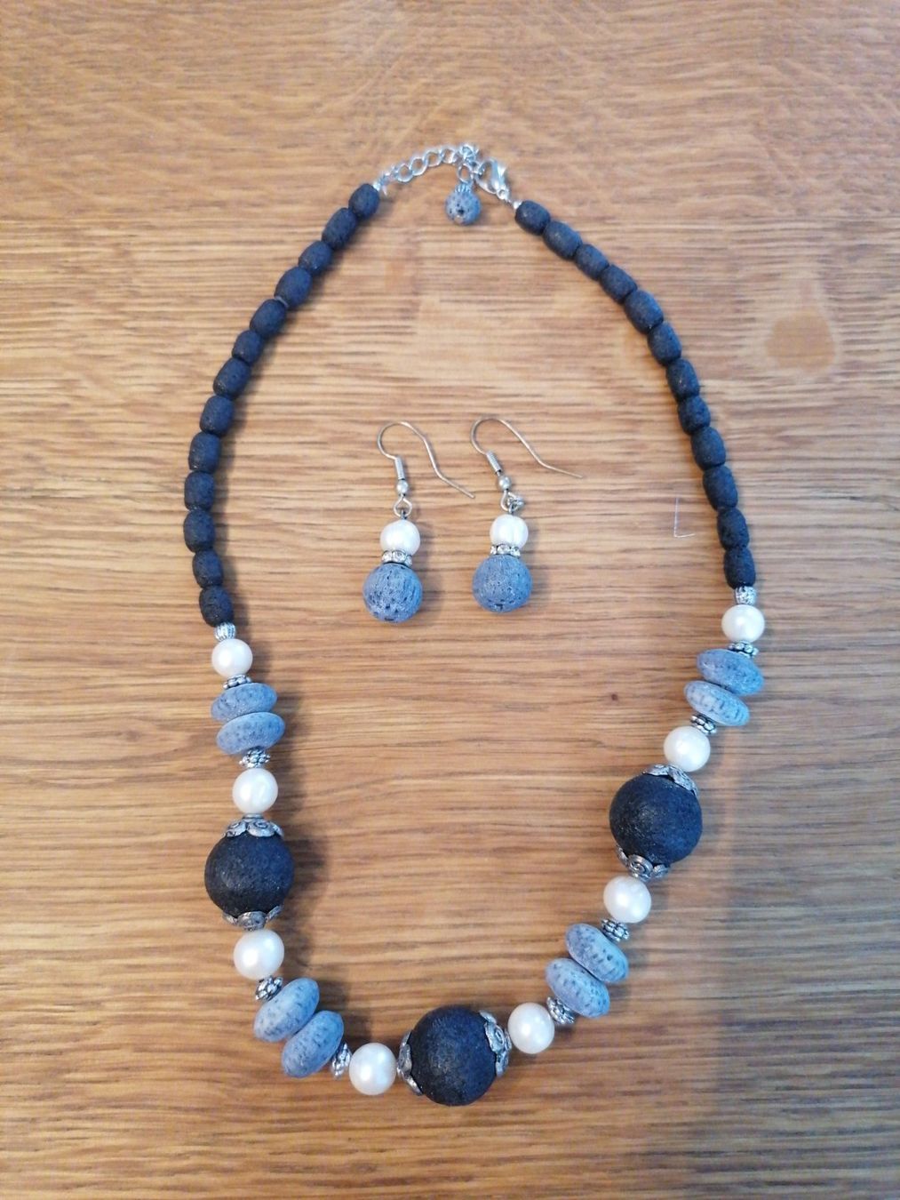 Catenine: Schmuck aus Lava Stein – Nuovo (secondo la descrizione) da Ebikon venduto da Songbird85
