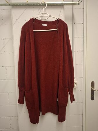 Warme, rote Strickjacke von Jacqueline de Yong, Grösse S