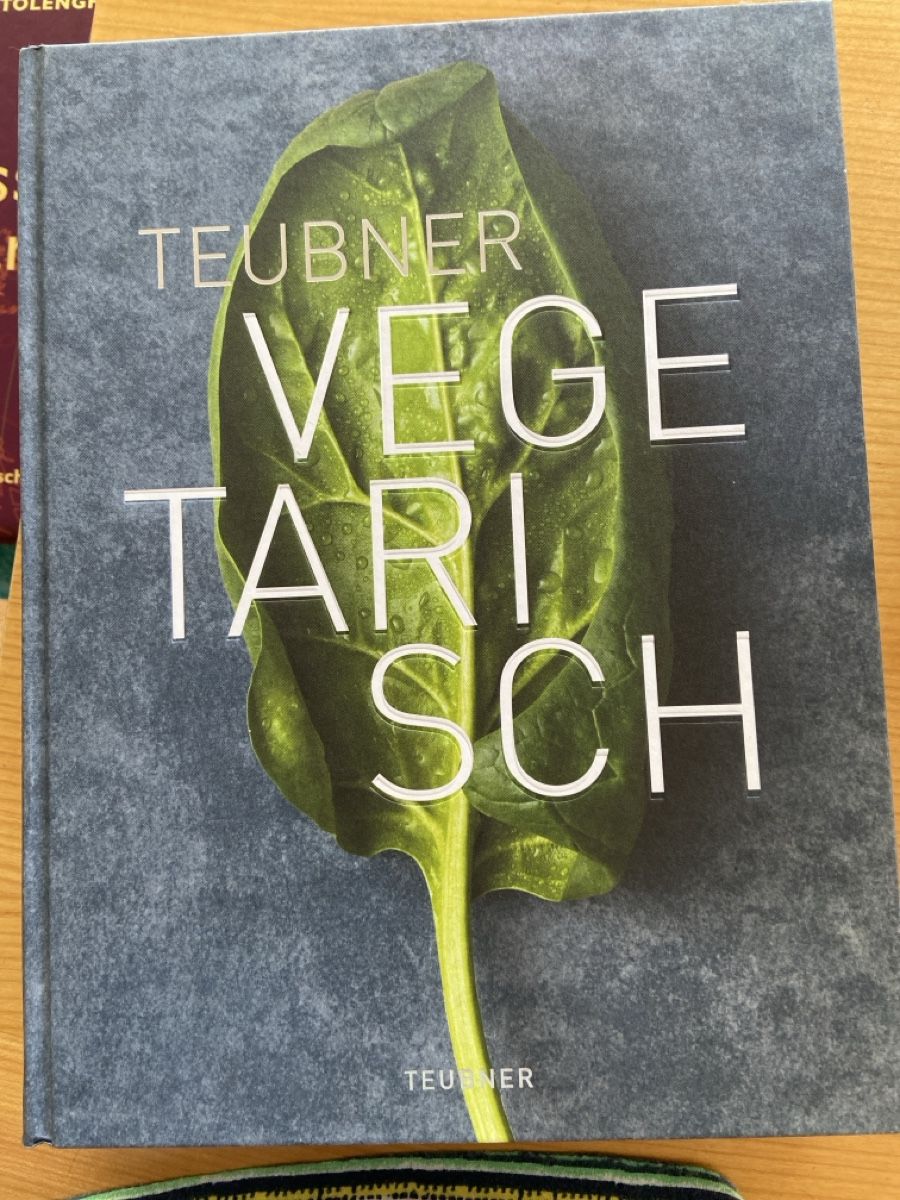 Libri: Kochbuch Teubner Vegetarisch neuwertig – Nuovo (secondo la descrizione) da Villmergen venduto da Savogin