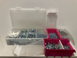 Posten div. Schrauben u. Muttern inkl. Sortierboxen ab 1.-