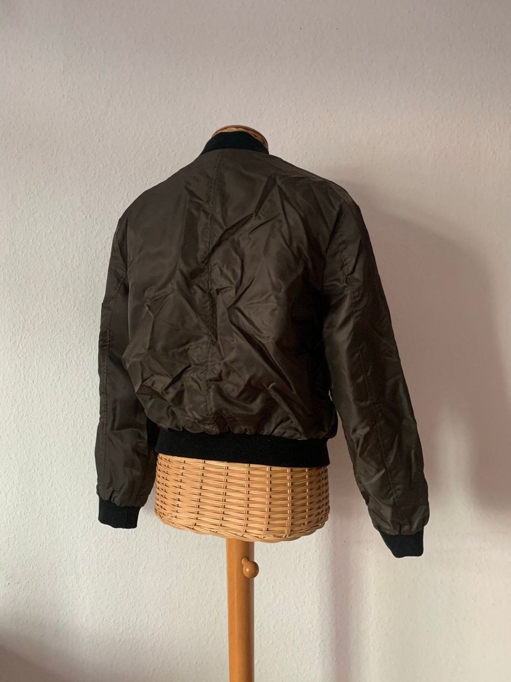Zara Giacche: ZARA - Bomberjacke olivgrün S – Usato da Zürich venduto da Diazaio 2