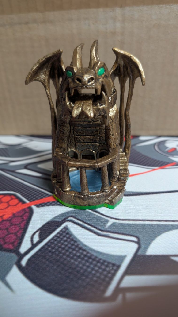 Figuren: Skylanders: Spyros Adenture Dragon's Peak – Gebraucht aus Ennetmoos von ale.cannabona