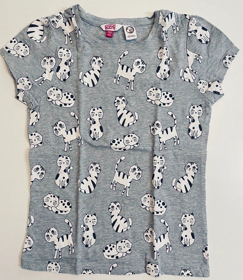 Zara Lotti & Set di vestiti: trendiges Kleiderset Gr. 134/140 – Usato da Neuendorf venduto da Knopfi 7