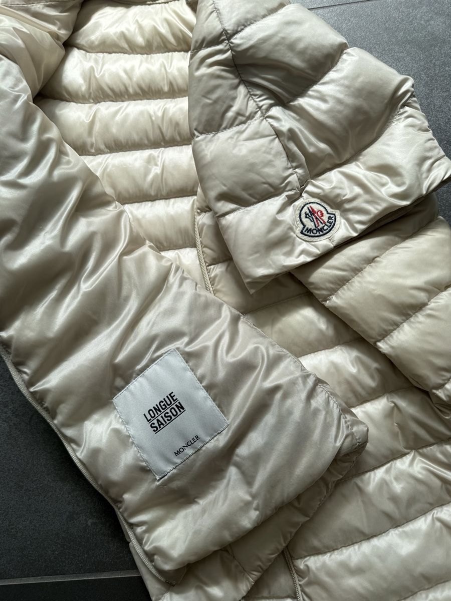 Moncler Autres vêtements fille: Moncler Weste 164cm – Neuf (Voir description) à Ebikon par nat_jzh5 2