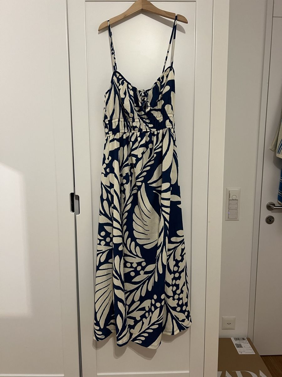H&M Kleider: blau/weisses langes Sommerkleid – Gebraucht aus Erlenbach von paulina.rad
