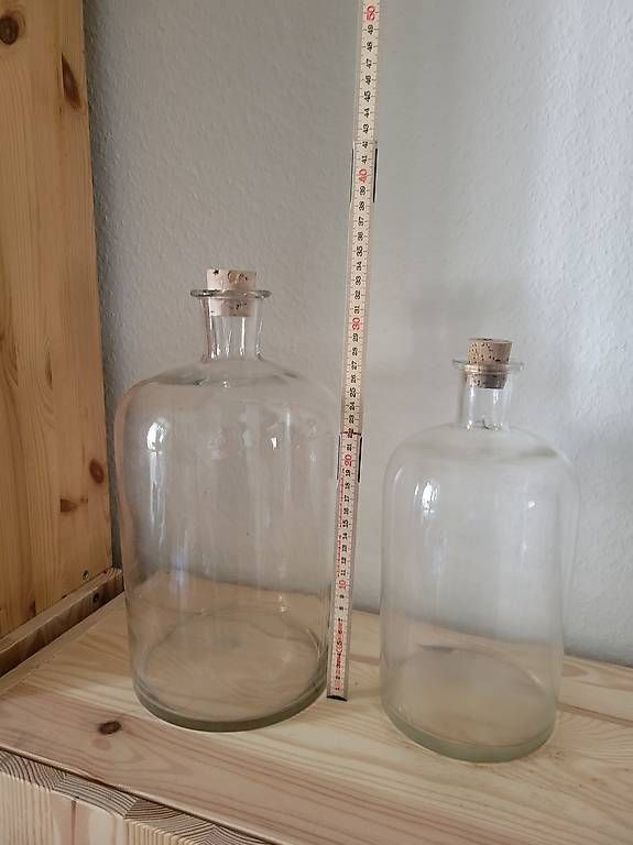 Apparecchiature e tecnologia a gas: 2 Deko Glasflaschen – Usato da Basel venduto da the_c8bv 2