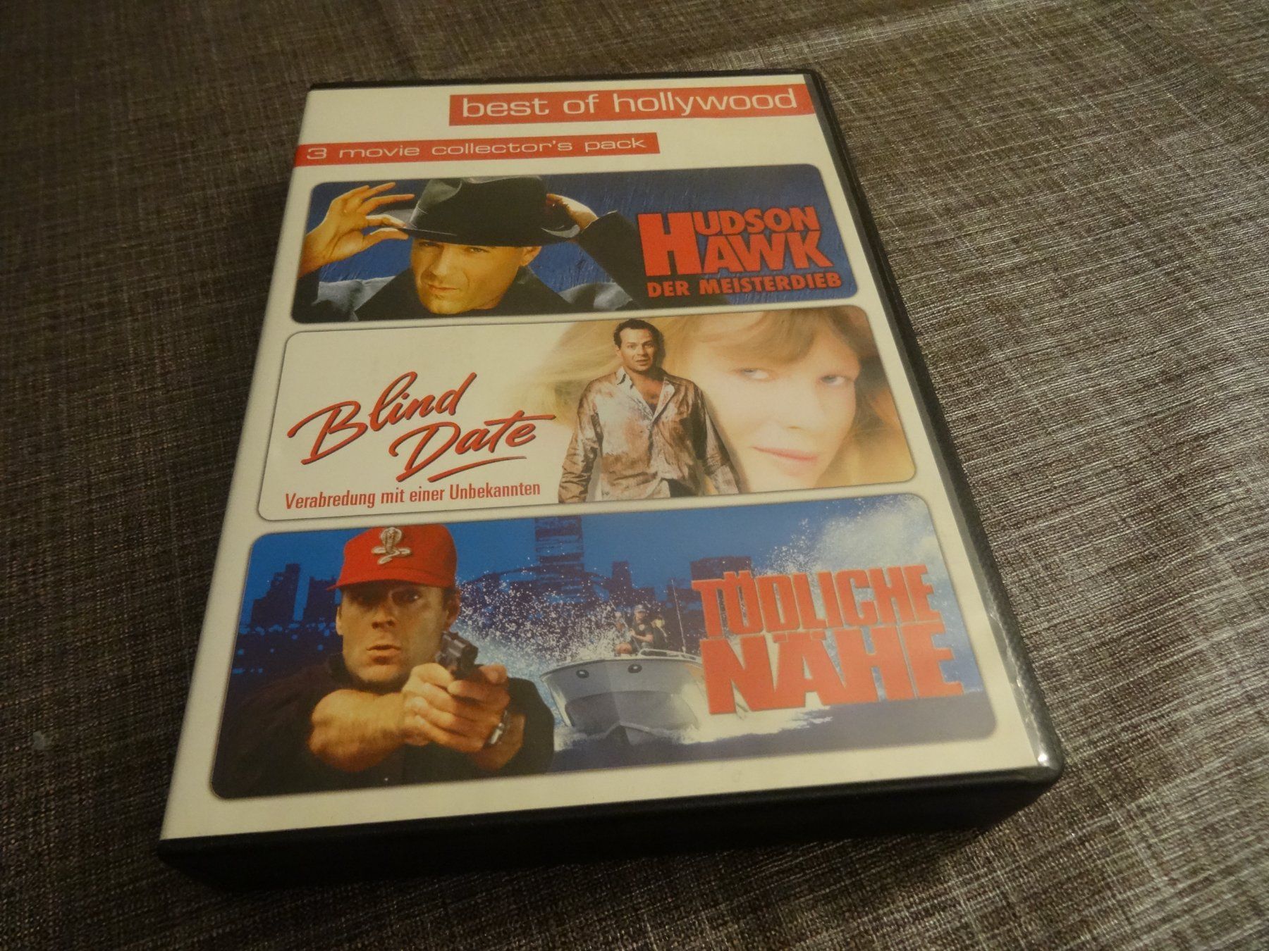 Tutti i DVDs: DVD Hudson Hawk / Blind Date / Tödliche Nähe – Usato da Olten venduto da Disc-Verkauf