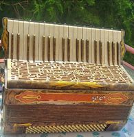 Accordéon Tell Bachembulach 4 voix