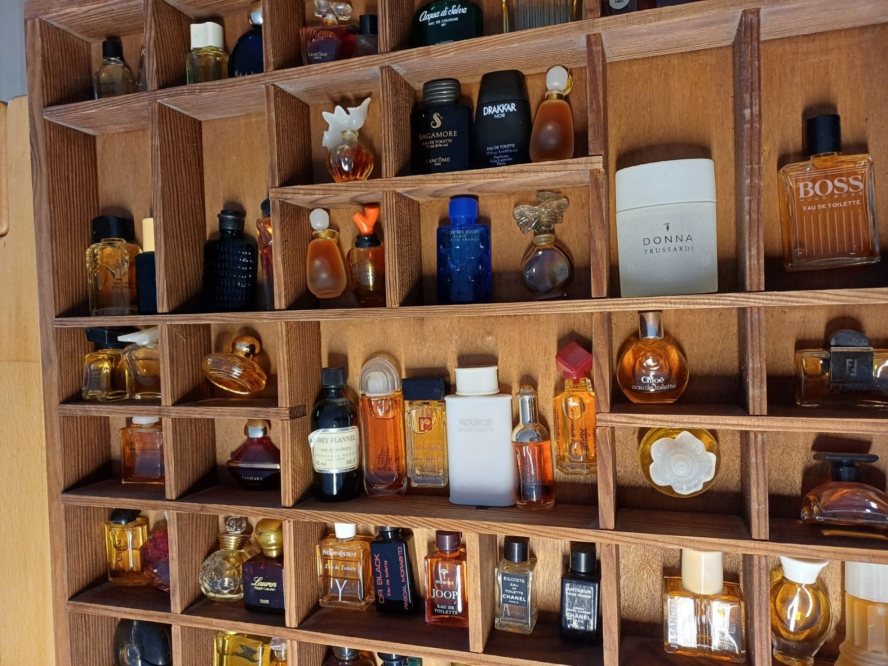 Flaconi: Vintage Parfume Flacons Sammlung – Usato da Bülach venduto da Horet 4