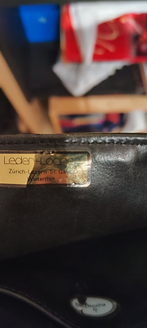 Taschen für Damen: Handtasche, schwarz – Gebraucht aus Saas im Prättigau von eve_22 2