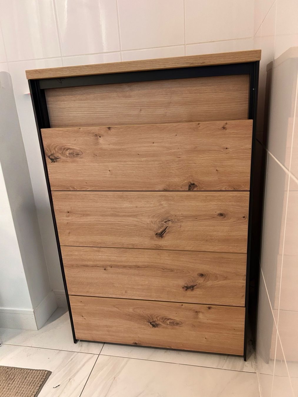 Pfister Cassettiere: Commode 4 tiroirs – Usato da Genève venduto da stauffer74
