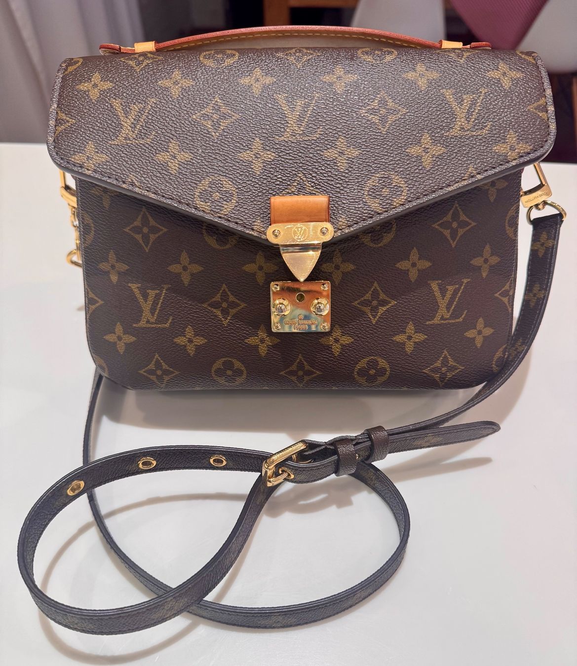 Louis Vuitton Borse da donna: Louis Vuitton Modell Metis -  super Zustand – Usato da Kilchberg ZH venduto da wei_25lh
