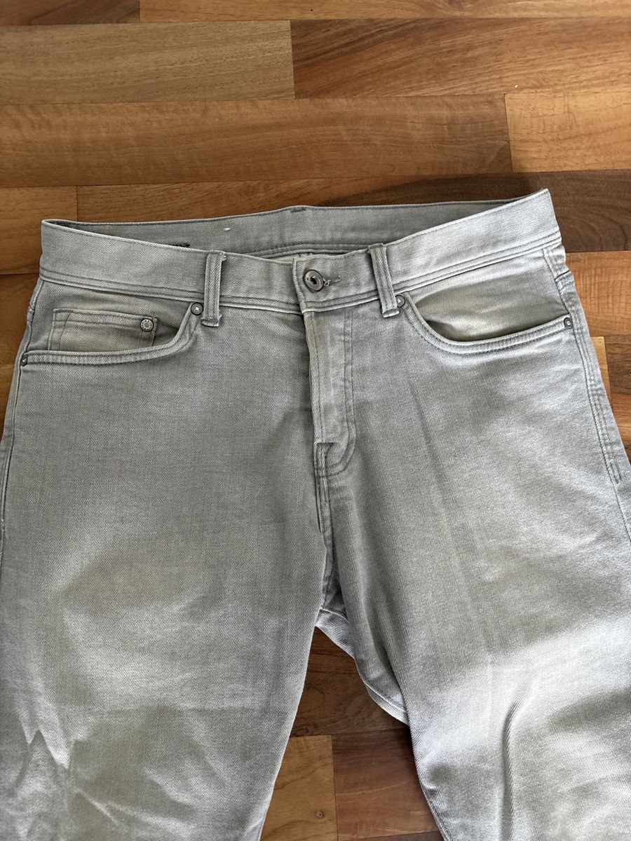 H&M Jeans: Graue H&M Slim Jeans Gr. 30/32 – Usato da Embrach venduto da Roniiii 1