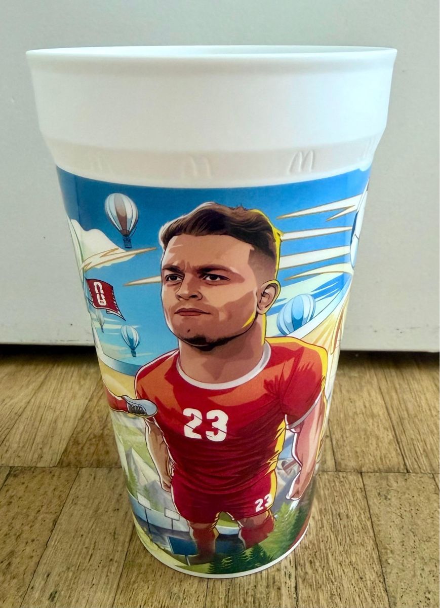 Contenitori & Simili: McDonald's Becher Xherdan Shaqiri – Nuovo (secondo la descrizione) da Zürich venduto da giovannisp 1