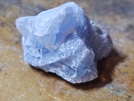 13gr Calzit Calcith hellblau Heilwasser Kalzit Heilstein