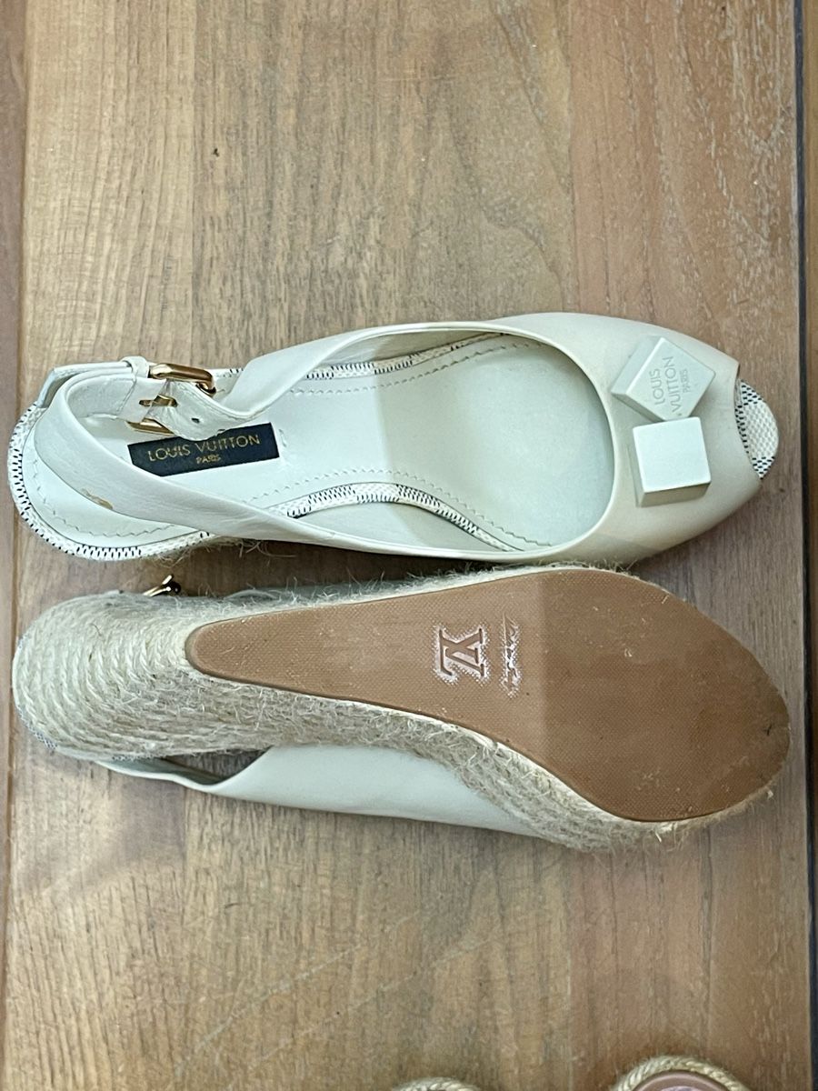 Louis Vuitton Damenschuhe:  Louis Vuitton Gossip Cube sandals – Gebraucht aus Horgen von Janeastra 3