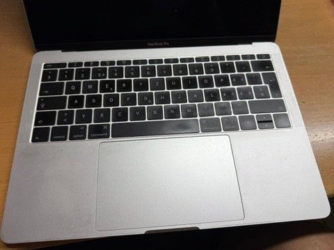 Apple Notebook: MacBook Pro "Core i5" 2.0 13" Late 2016 – Difettoso da Au SG venduto da bah_6f5w 2