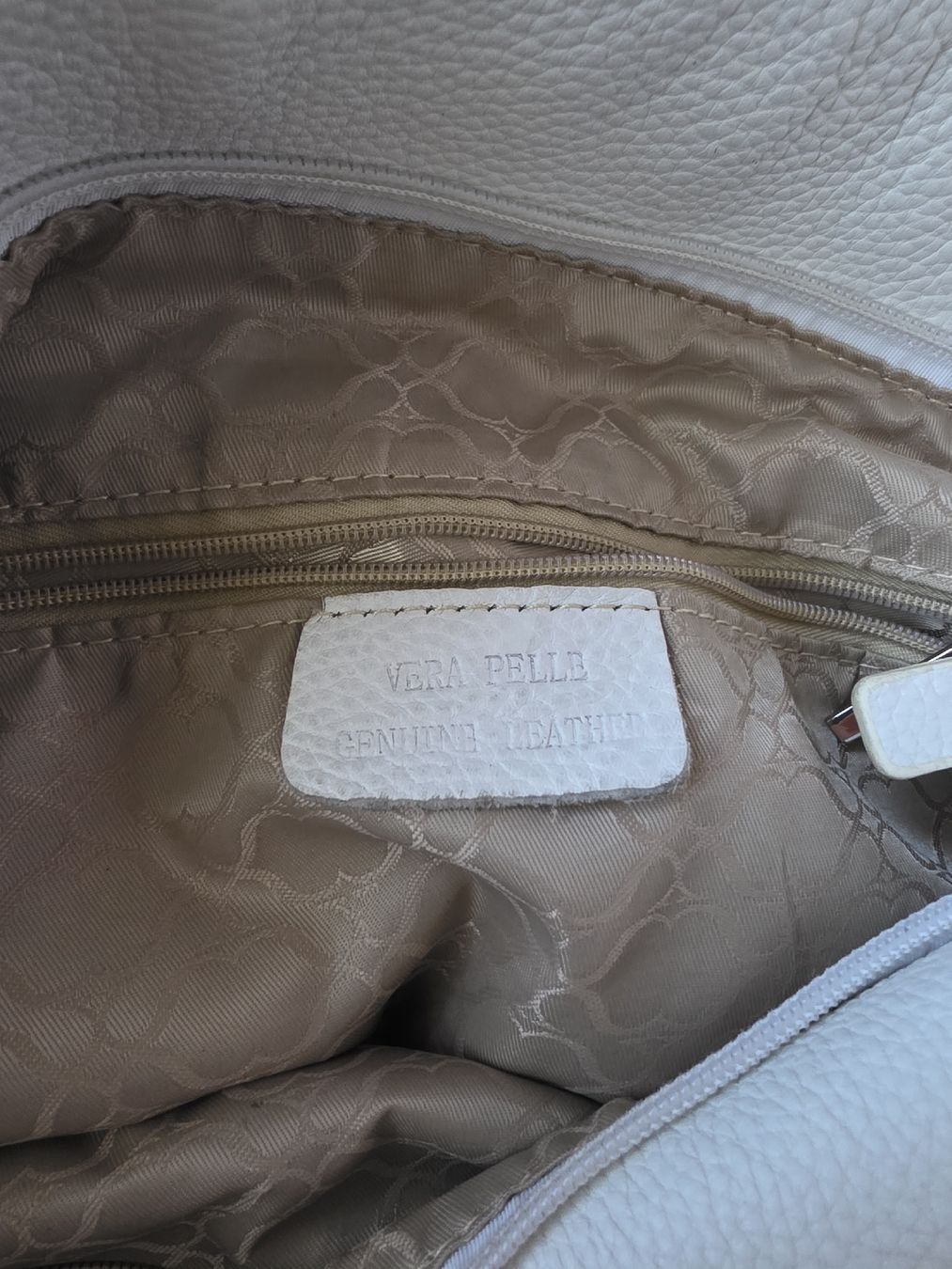 Vera Pelle Borse da donna: Vera pelle white shoulder bag – Usato da Bellinzona venduto da Qwer_h7j7 6