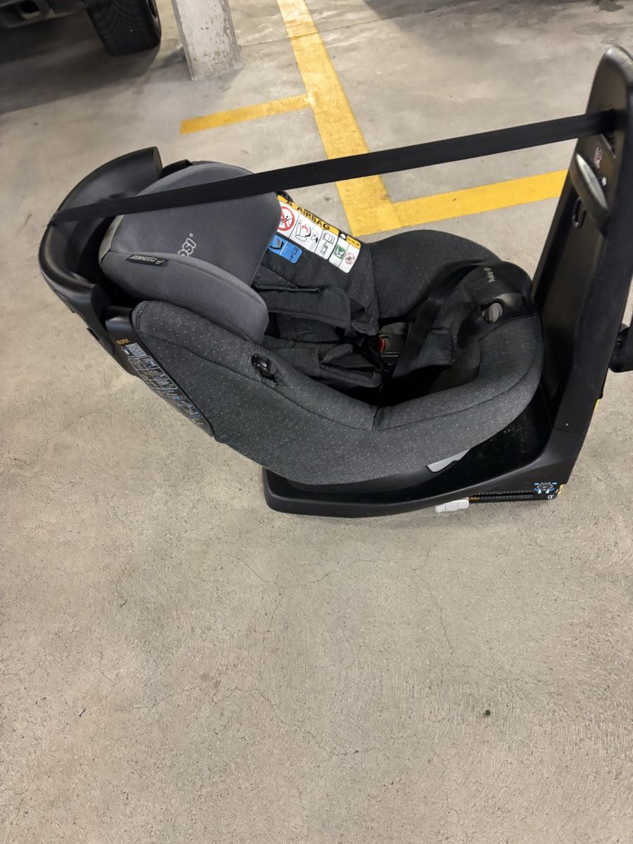 Maxi-Cosi Seggiolini per auto: Maxi-Cosi Kindersitz Top Zustand – Usato da St. Gallen venduto da seemania 5