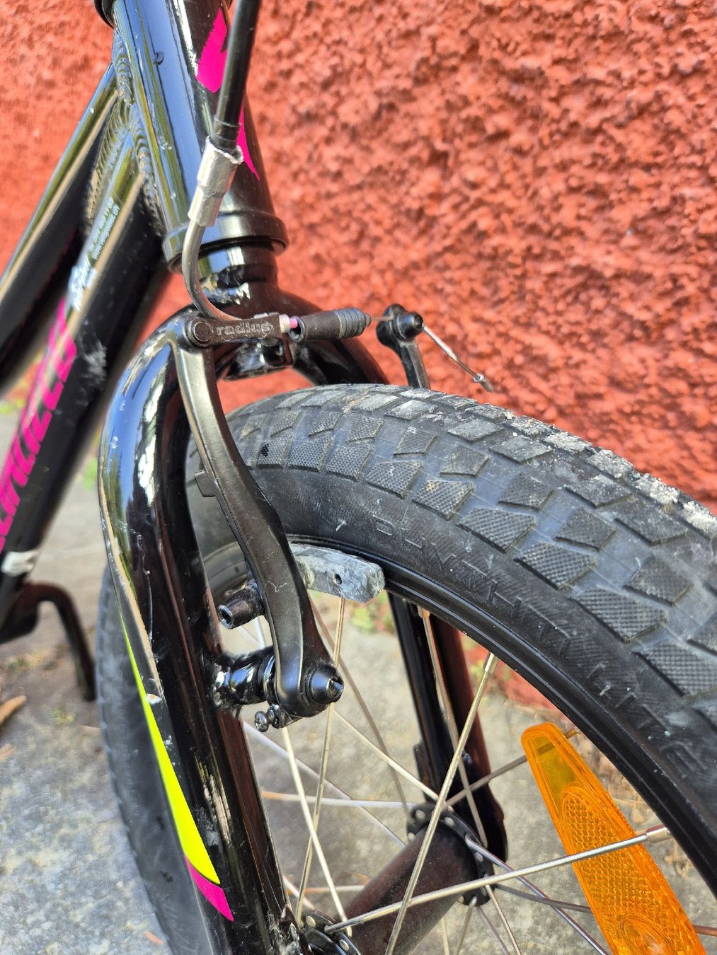 Specialized Velos: Spezialized Kinderfahrrad 16 Zoll – Gebraucht aus Zürich von Thoraxl 3