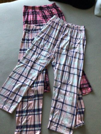 3 Pyjama Hosen kariert Gr.M
