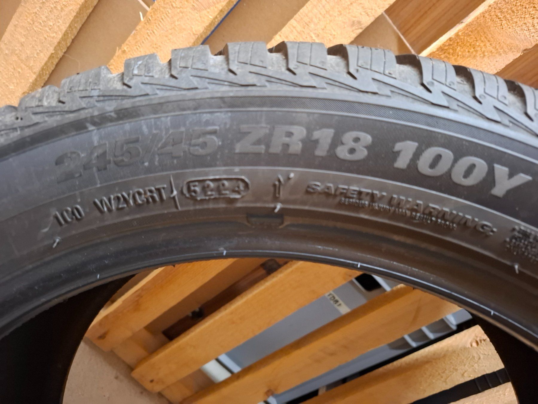 Kumho Pneus & Kompletträder: Winterreifen 245/45 ZR18 – Gebraucht aus Schliern b.Köniz von Nalsa 3
