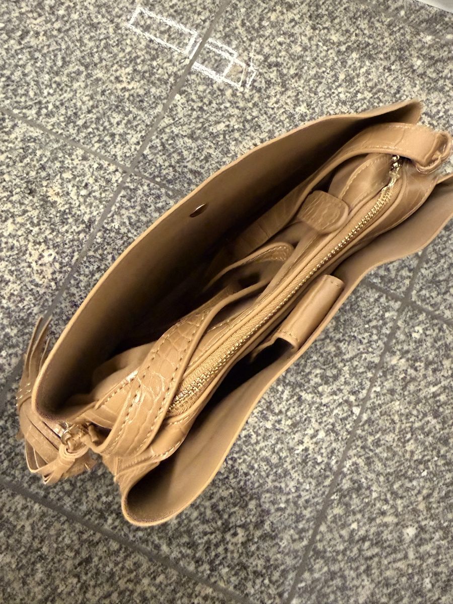 Borse da donna: Handtasche in Kroko-Optik - unbenutzt – Nuovo e nell'imballaggio originale da Gossau SG venduto da Vanjabzc 1