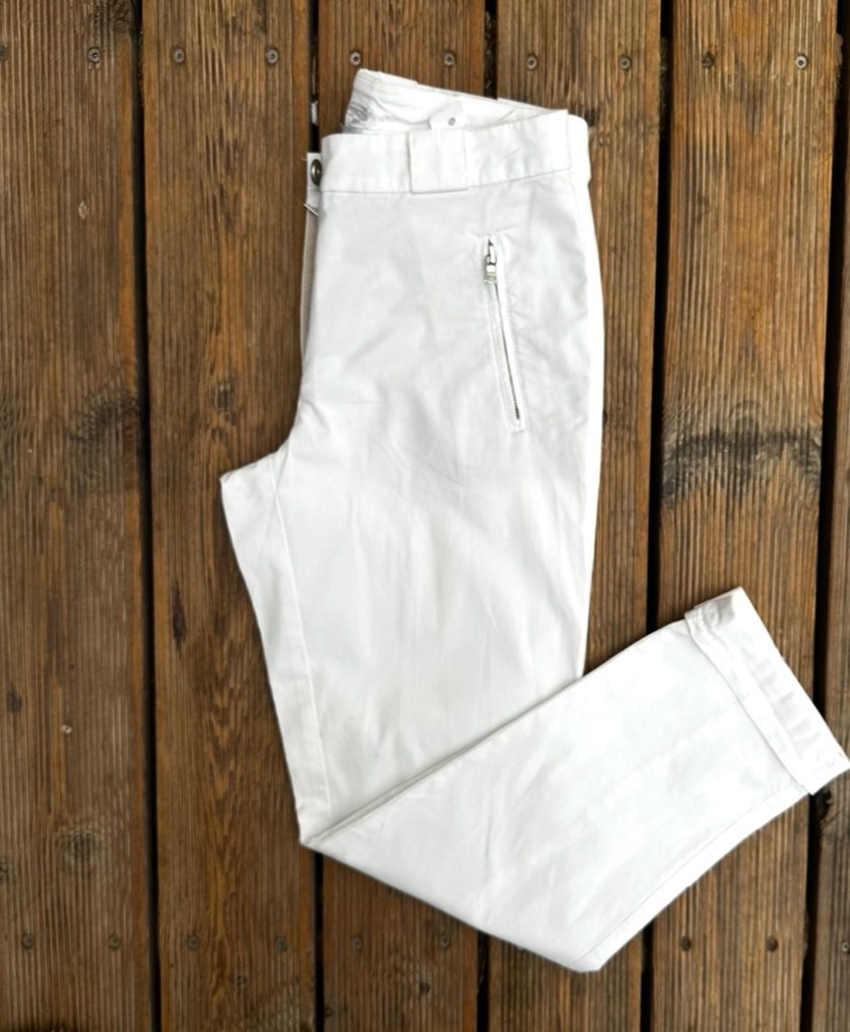 Cambio Pantaloni: Cambio Hose 34 – Usato da Ipsach venduto da Lary_Sommer
