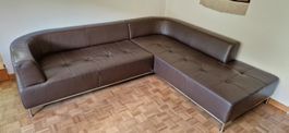 Elegantes und bequemes Designerledersofa (inkl. Kissen)