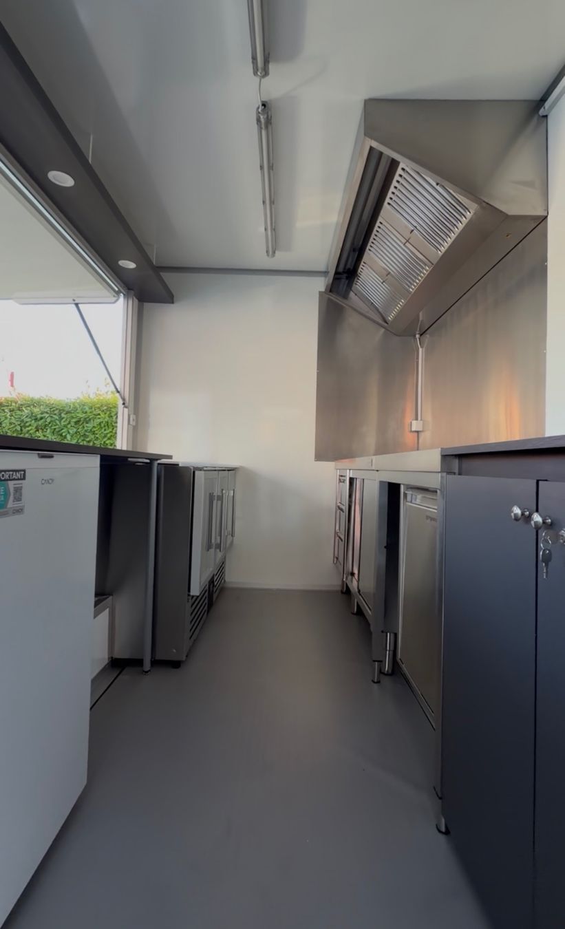 Anhänger: Verkaufsanhànger/Foodtrailer – Neu (gemäss Beschreibung) aus Düdingen von GM2021 6