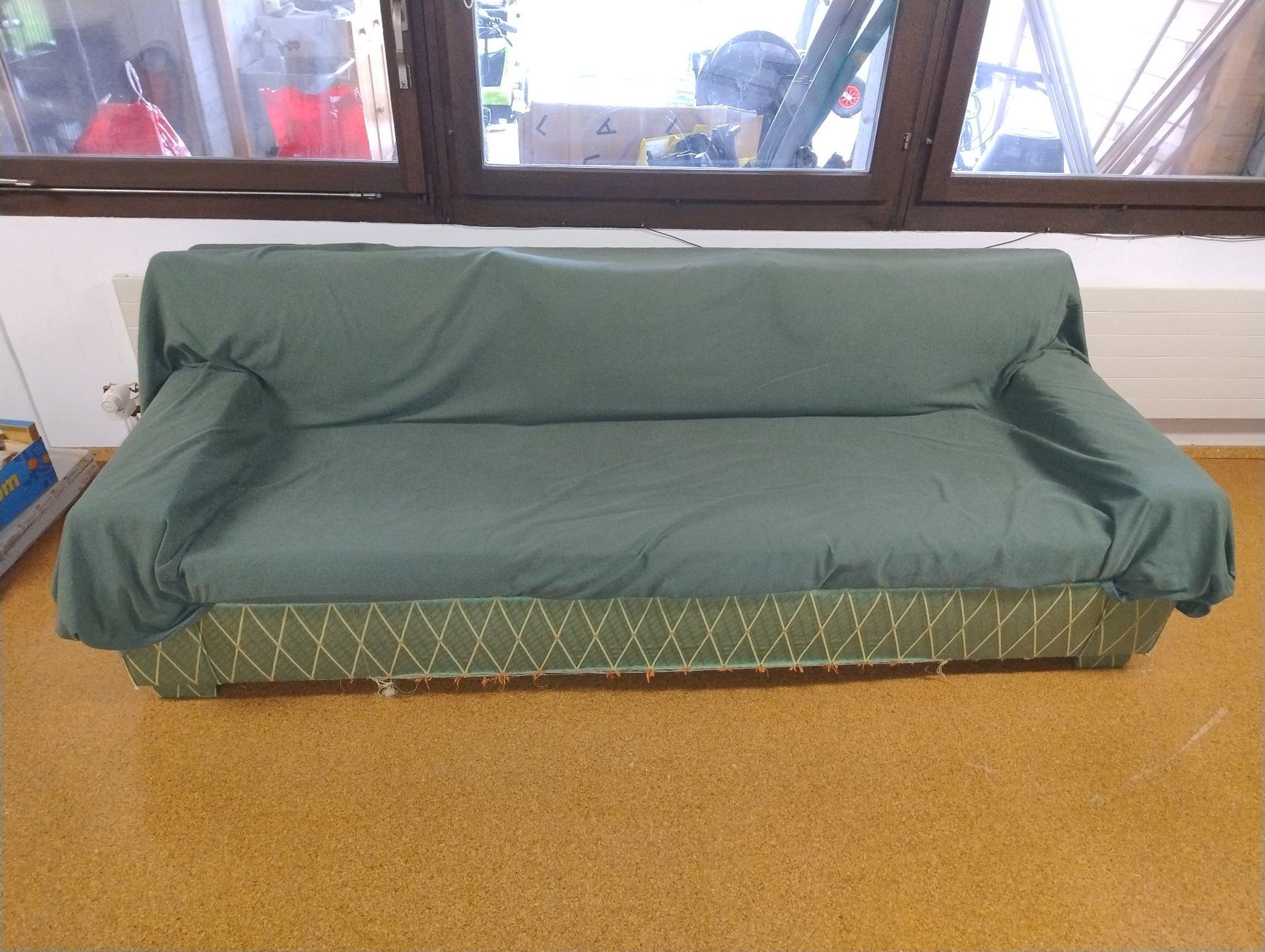 Sofas: Grünes Sofa – Gebraucht aus Kirchdorf AG von Valentina.M
