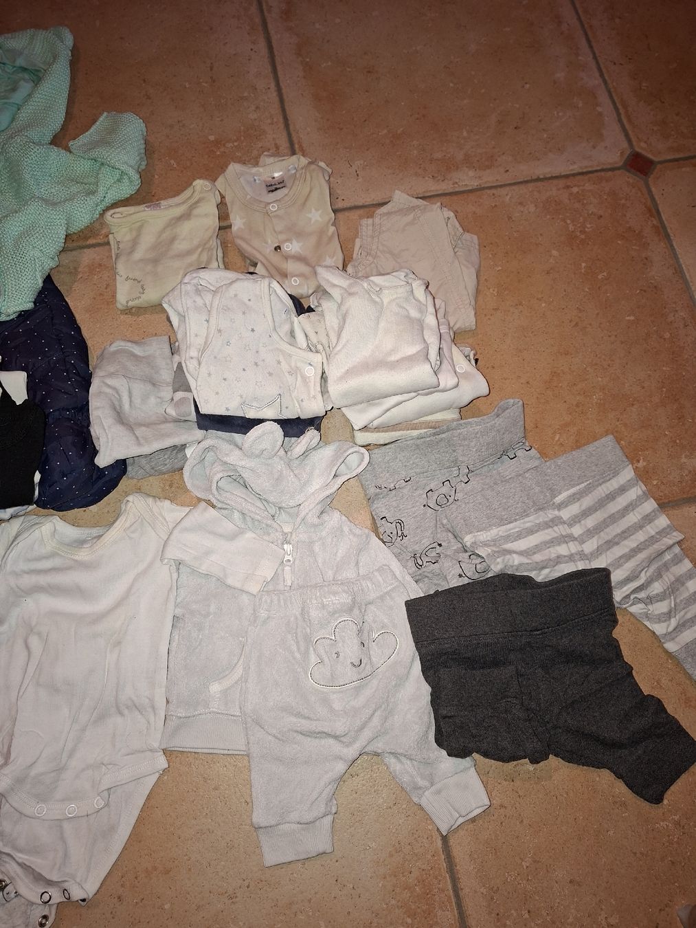 Lotti & Set di vestiti: Babykleider Gr. 50/56 – Usato da Lanterswil venduto da GuggiAust 3