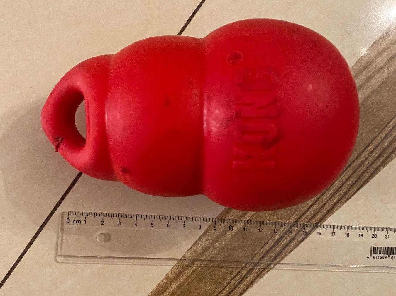 Giocattoli: Kong bounzer. Grösse M. Hüpfball oder Springball – Usato da Gümligen venduto da Farrolito 2