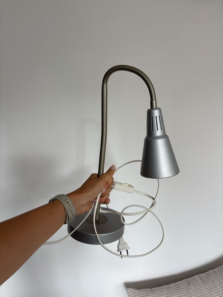 Lampen: Tischlampe silber – Gebraucht aus Schliern b. Köniz von jenniferleanda