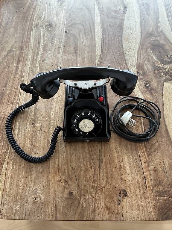 Telefone: Altes Telefon – Gebraucht aus Ittigen von Ganjaiii