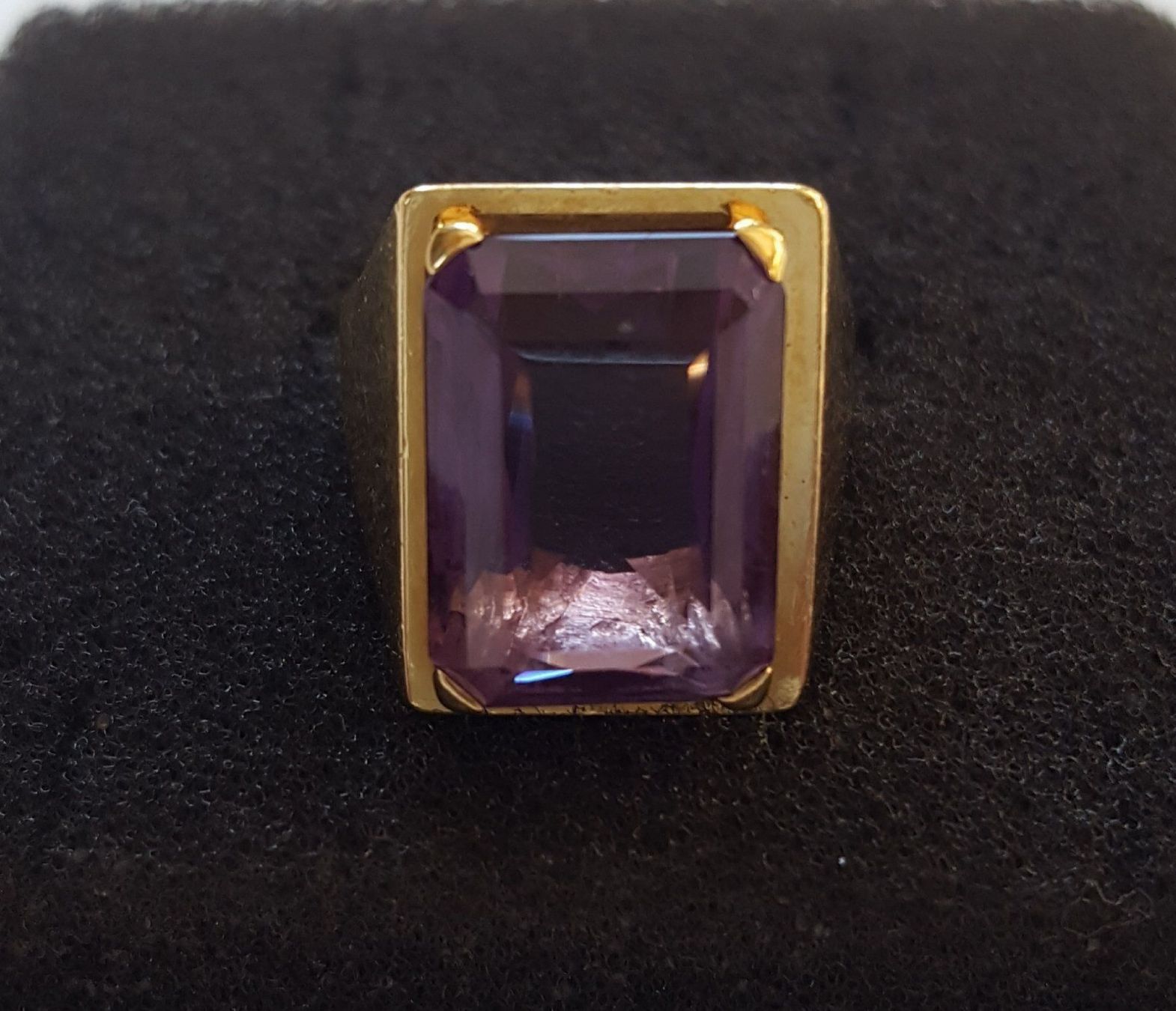 Anelli: Gold 750 Massiv Ring Mit Amethyst – Usato da Wald ZH venduto da Dasilver 7