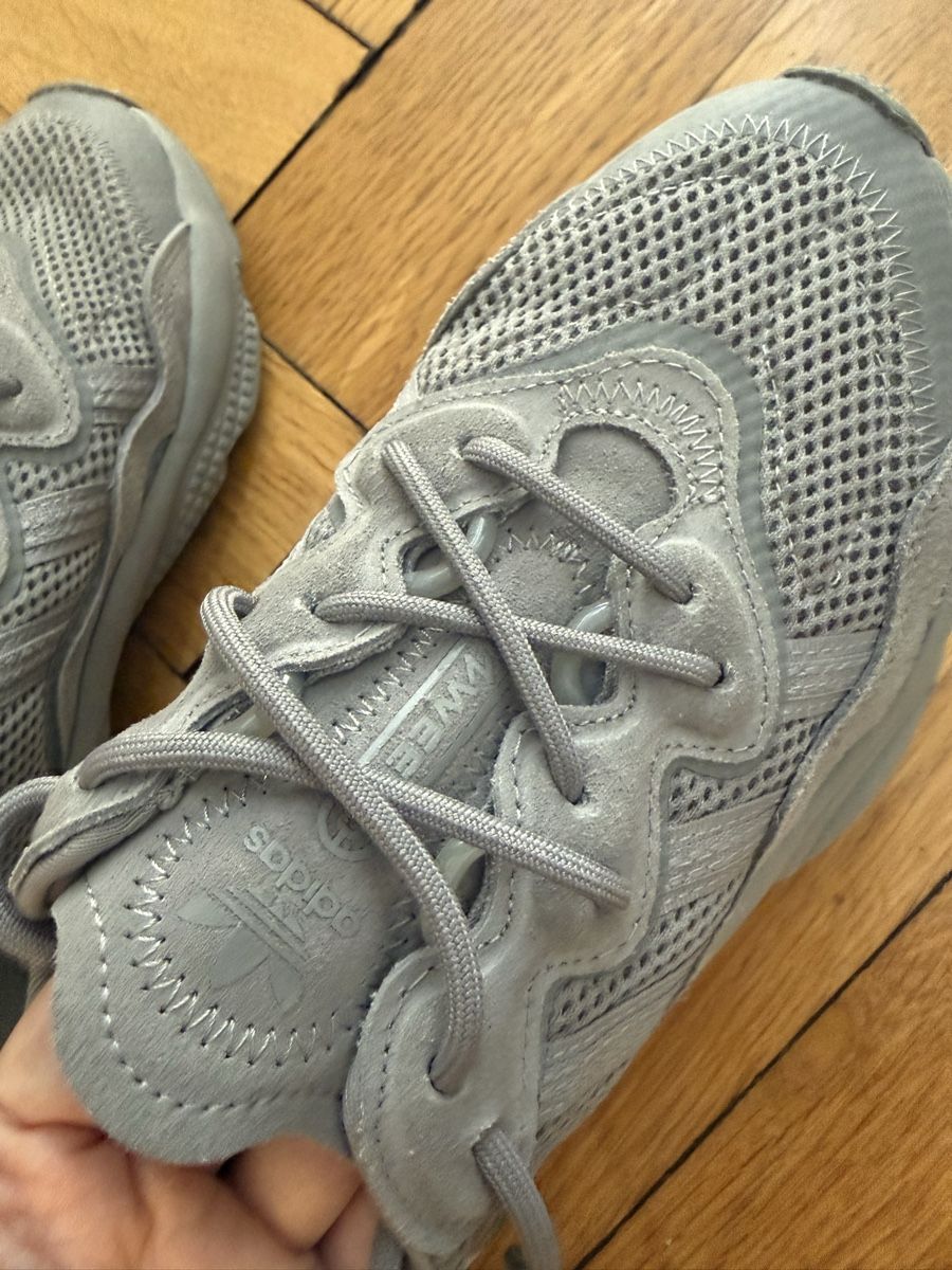 Scarpe da uomo: Adidas Grey Sneakers - almost new – Usato da Zürich venduto da Iris_li 2